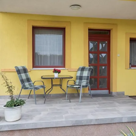 Nemes Apartmanhaz Apartment