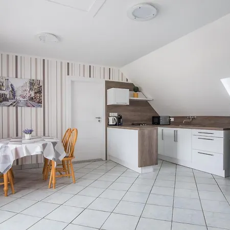 Nemes Apartmanhaz * Hévíz